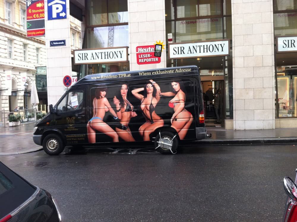 Die Termin Porno Babes Residenz geschlossen
