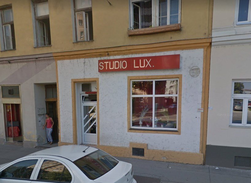 Studio Lux Vienna entrance Google Maps