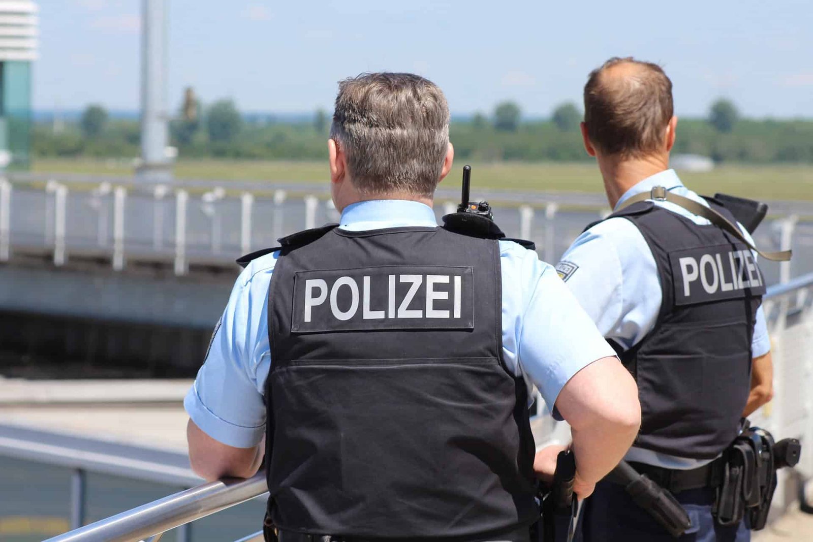 In Aargau, Police Rescue Underage Prostitute from Brothel