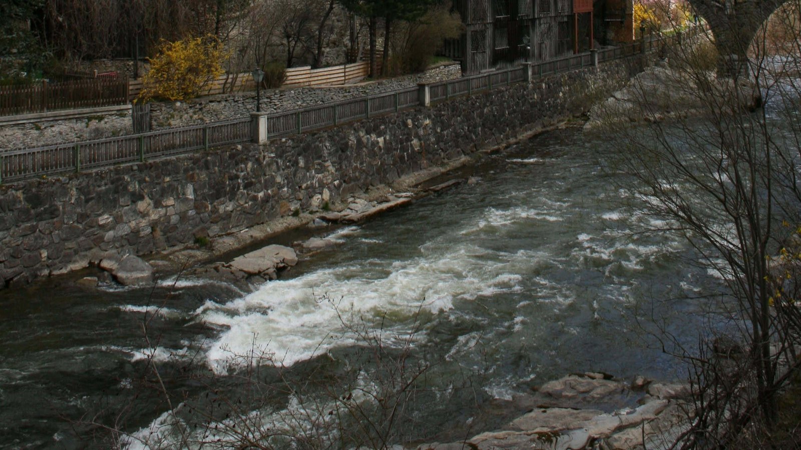 Lifeless Body of 26-Year-Old Romanian Woman Found Near Mur Power Plant After Weeks of Intense Search